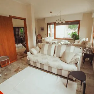 https://la-casa-nel-parco-pietra-ligure.hotelitalianriviera.com